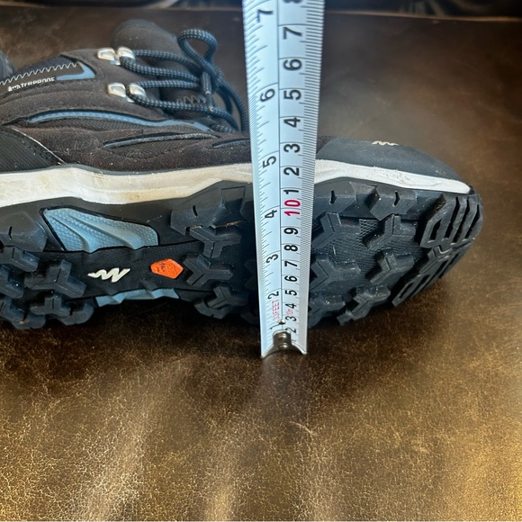 Decathlon Quechua Men's Black and Gray Athletic Shoes size 7.5 - Picture 8 of 8